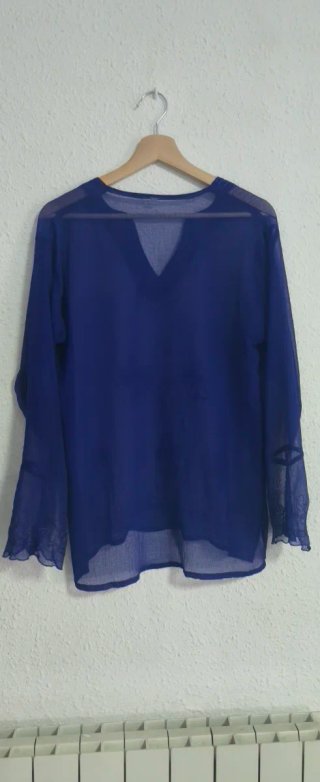 Blusa transparente azul talla M