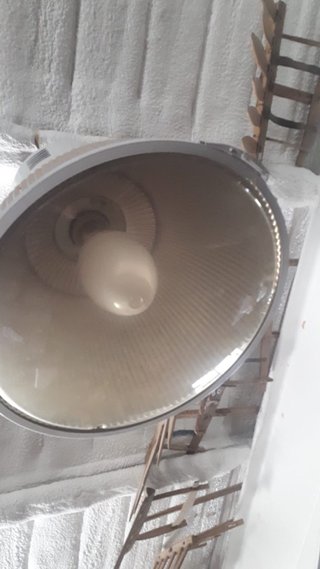 3 Campanas Focos Industriales Vintage
