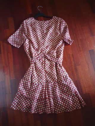 Vestido corto lunares rojo y blanco