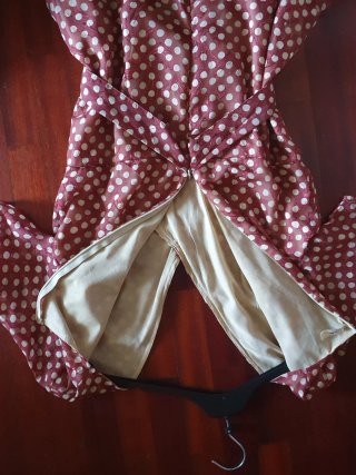 Vestido corto lunares rojo y blanco