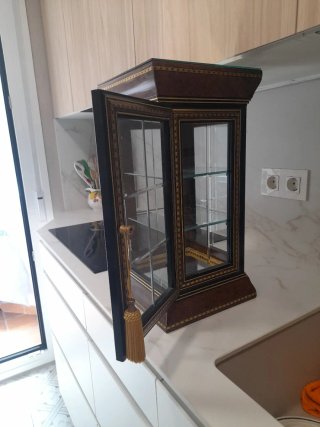 Vitrina pequeña madera y cristal