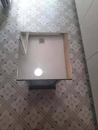 Vitrina pequeña madera y cristal