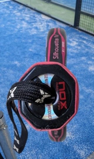 Pala de pádel NOX Silhouette IV B.1