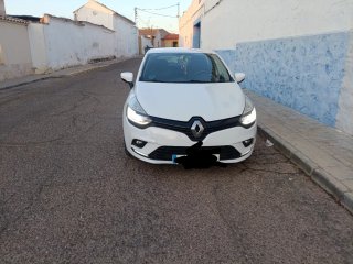 Faros Renault Clio 4