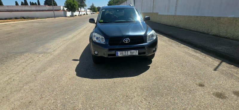 Toyota RAV4 2008 - foto 1