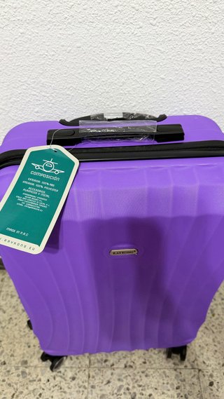 Maleta Raykong Morada Rígida con Ruedas