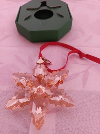 Adorno Swarovski Festive 2024