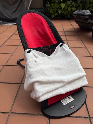 Hamaca BabyBjörn 2 fundas + juguete