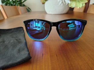 Gafas de Sol Hawkers Polarizadas Negras y Azules
