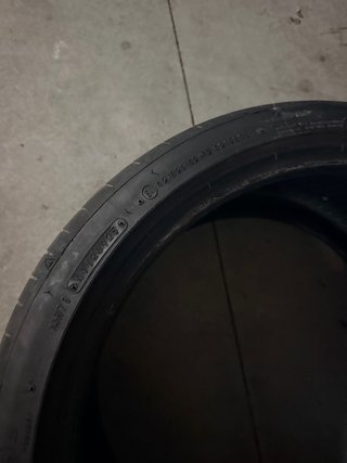 Neumático FALKEN 285/30 ZR 19