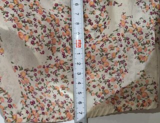 Blusa Wallis floral M bastante amplia