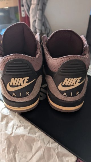 Jordan 3 A Ma Maniere Beige/Negro