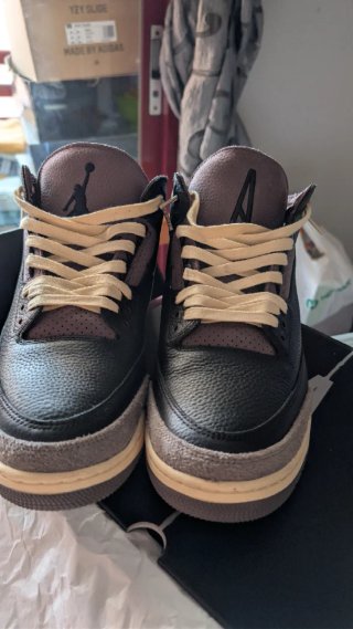 Jordan 3 A Ma Maniere Beige/Negro