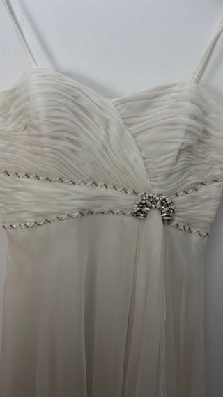 Vestido elegante blanco ceremonia
