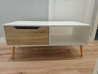 Mesa auxiliar TV nórdica blanca y madera