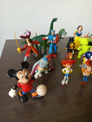 Colección Muñecos PVC Disney y Más