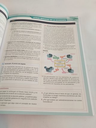 Economía 1ºBach - LOMLOE - 9788448627447