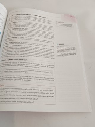 Economía 1ºBach - LOMLOE - 9788448627447