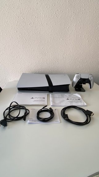 Consola Sony PS5 Pro 2TB Blanca y Negra