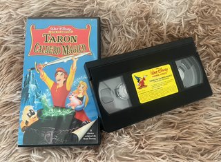 Pelicula VHS Disney Taron y el caldero magico