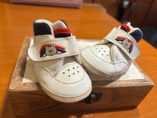 Calzado bebe- 3 ud, te llevas 4 ud