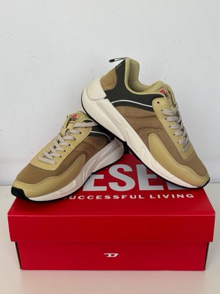 Zapatillas DIESEL sin estrenar. Talla 39