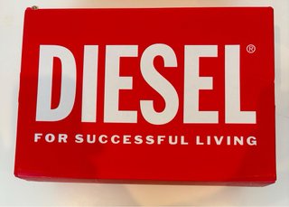 Zapatillas DIESEL sin estrenar. Talla 39