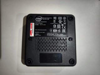 Intel NUC DC53427HYE Mini PC