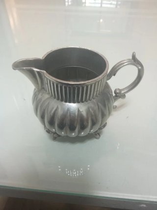 Cremera antigua GERHARD & Co 1851