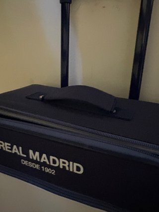 Maleta Real Madrid Azul y Blanca