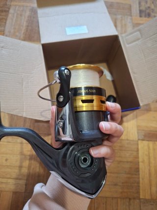 Carrete de pesca Daiwa Joinus 5000