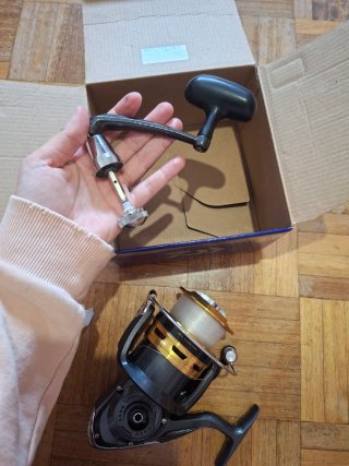 Carrete de pesca Daiwa Joinus 5000