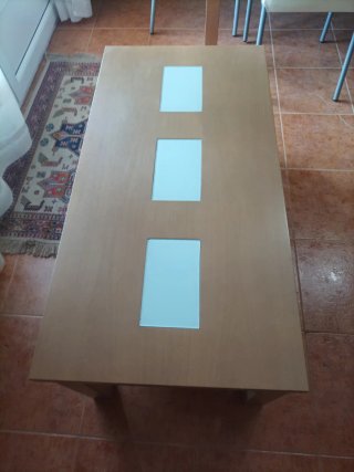 Mesa de centro elevable de madera
