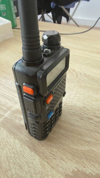 Walkie Talkie eSYNIC UV-5R Doble