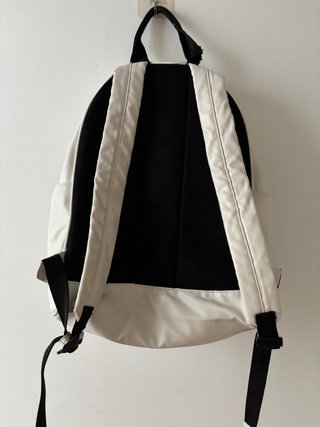Mochila piel sintética ZARA. 40×30×14 cm