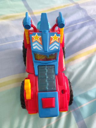 Coche Superzings Rojo y Azul
