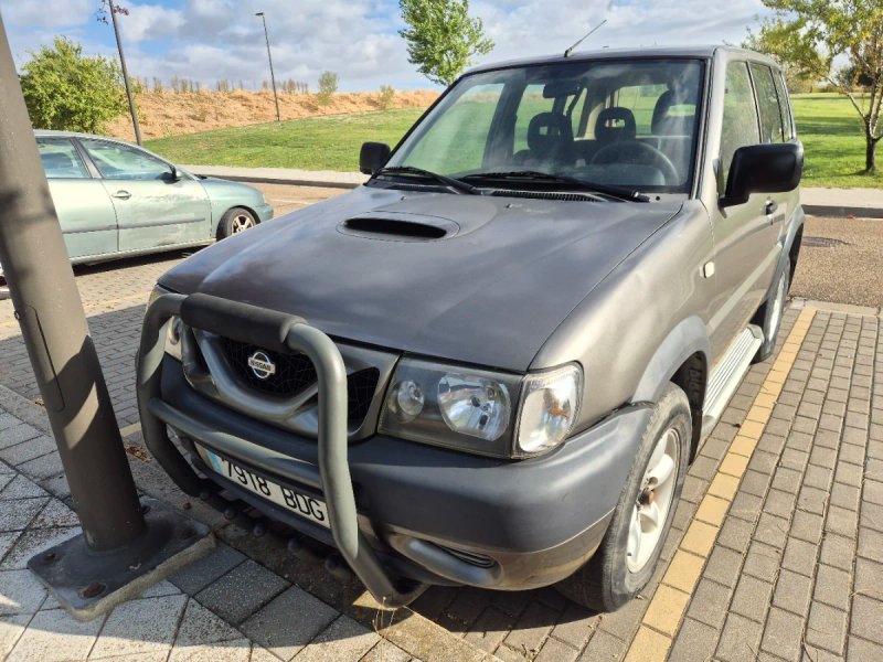 Nissan Terrano II 2001 - foto 1