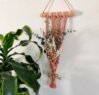 Tapiz 16x40 Macramé Flores Secas Rosa