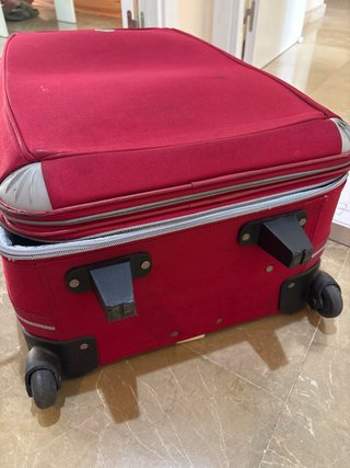 Maleta grande roja