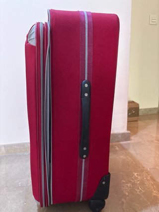 Maleta grande roja