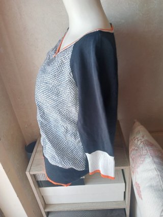 Maglia Marina Rinaldi blu e arancio