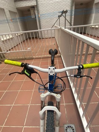 Bicicleta de montaña en perfecto estado
