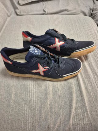 Zapatillas Munich Fútbol Sala Talla 45 NUEVAS