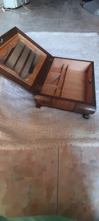 Joyero de madera vintage