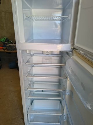 Frigorífico Indesit 175 cm - Está en Utrera
