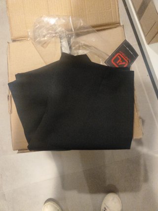 Oportunidad: Lote 127 Faldas Negras LAFONT Uniform