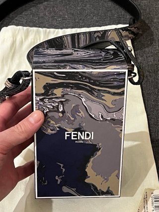 Bolso Fendi Pack Piel Negro/Morado Nuevo