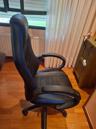 Silla Gaming Negra y Azul