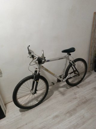 Bicicleta de montaña Giant ATX