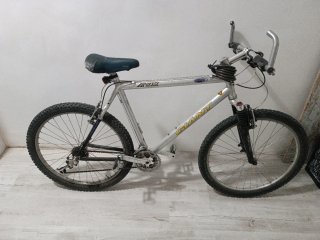 Bicicleta de montaña Giant ATX